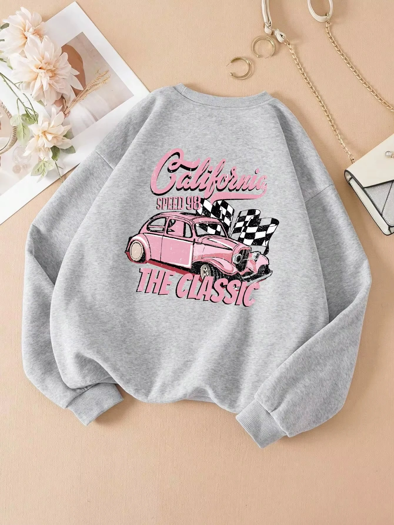 Damska bluza z kapturem w styl – Winter Clothing Drawing recenzja i cena